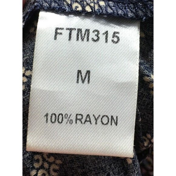 Anthropologie THML Top Women's Size Medium Navy Geometric Off The Shoulder - Picture 10 of 10